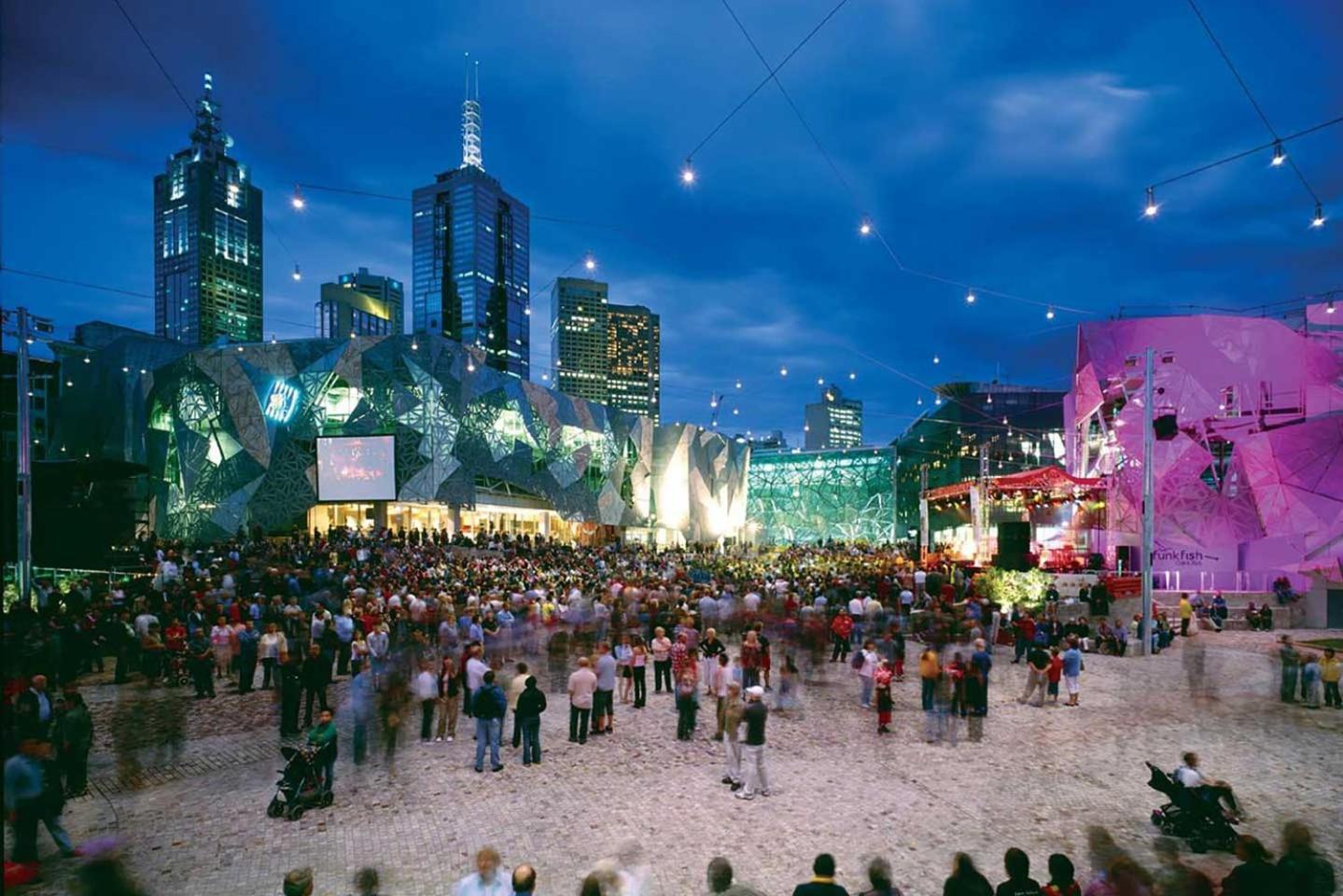 A Chic & Comfy 2Br Apt Near Federation Square Melbourne Exterior photo